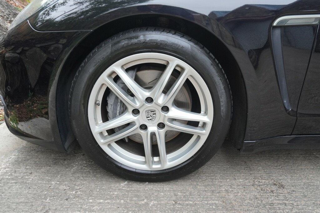 Porsche Panamera Automatic Black #28