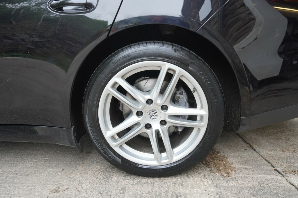 Porsche Panamera Automatic Black #27