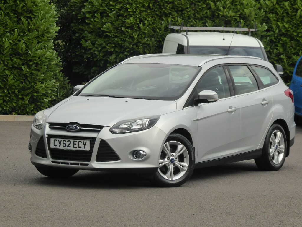 Ford Focus Estate 1.6 Zetec Estate 201262 Silver