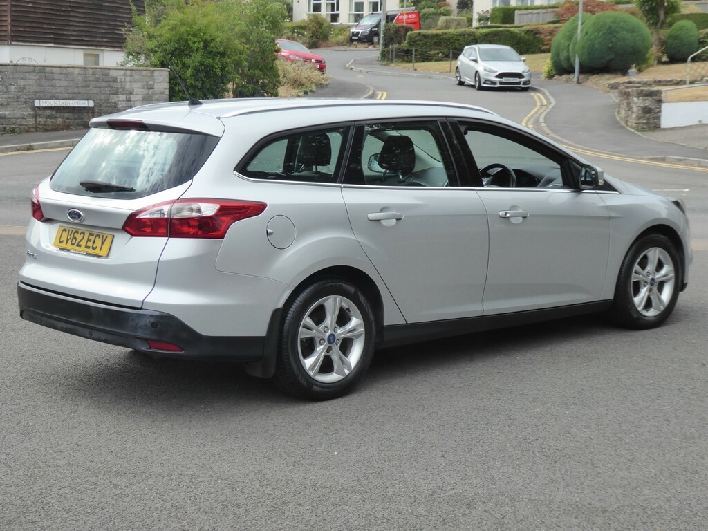 Ford Focus Estate 1.6 Zetec Estate 201262 Silver #6