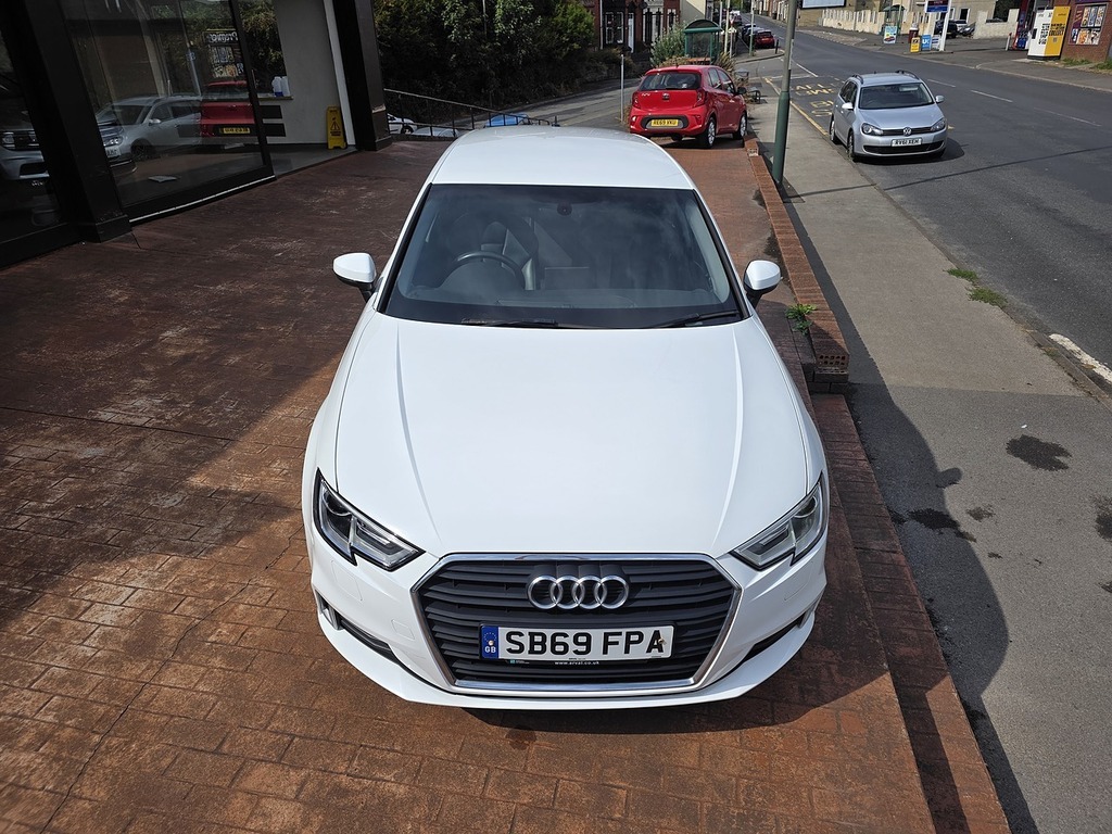 Audi A3 Tdi Sport White #6