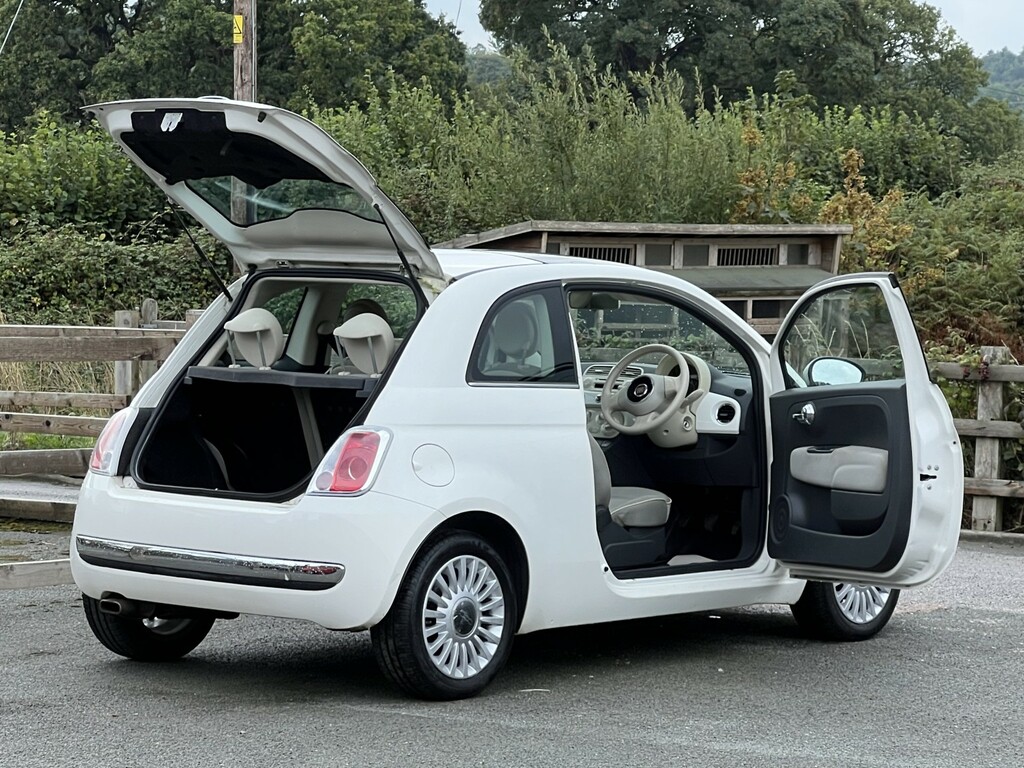Fiat 500 Hatchback 1.2 500 1.2 Lounge Start Stop 2009 SL09XWB White #4