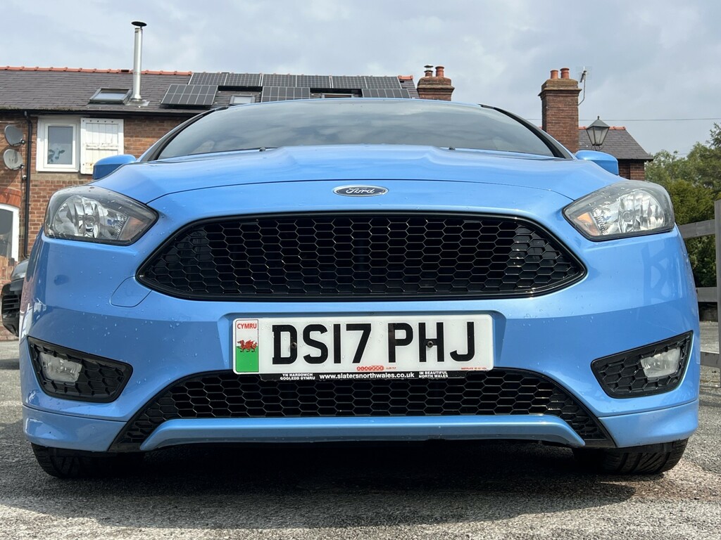 Ford Focus Hatchback 1.5 Tdci St-line 2017 DS17PHJ Blue #6