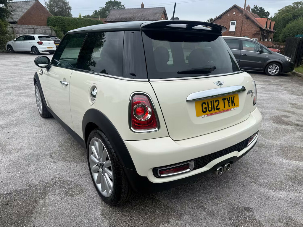 Mini Hatch 2.0 Cooper S D Hatchback White #6