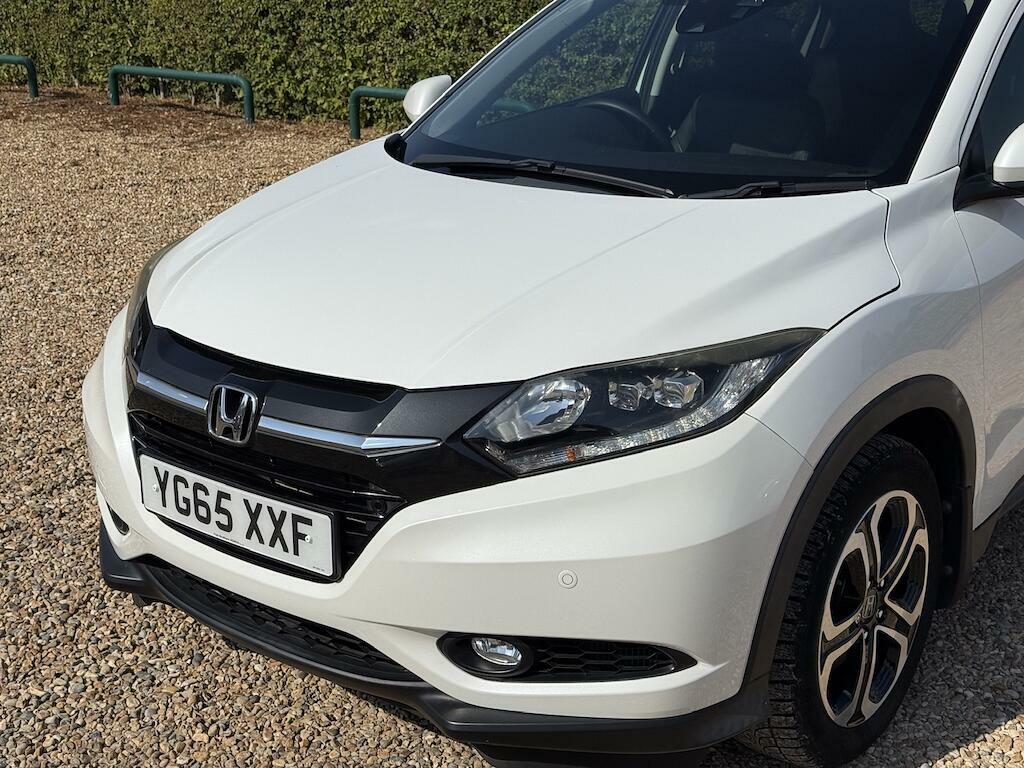 Honda Hr-V Ex White #5