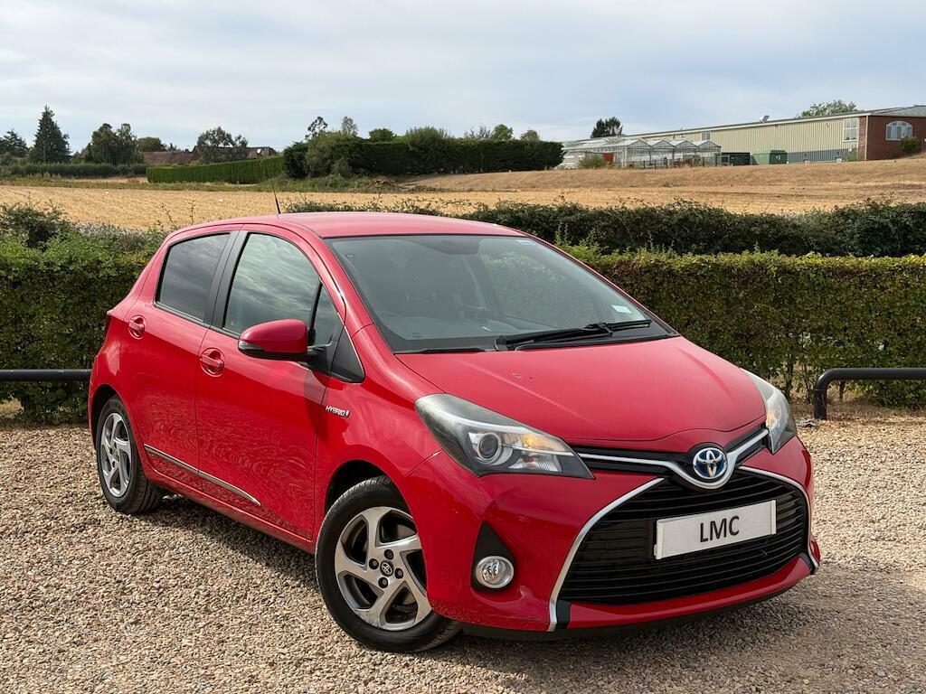 Toyota Yaris Icon Red