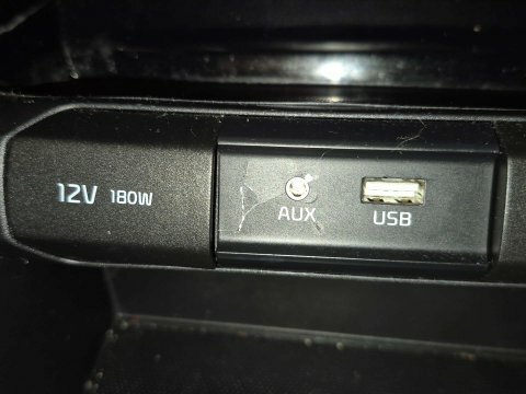 Kia Stonic Crdi First Edition White #31