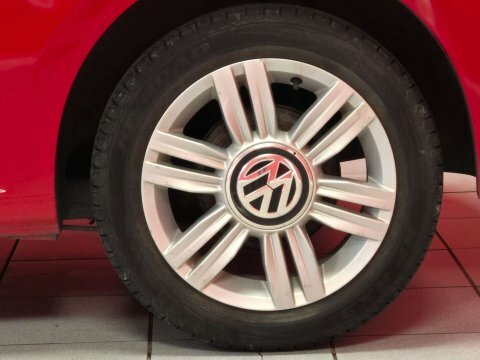 Volkswagen Up High Up Silver #13