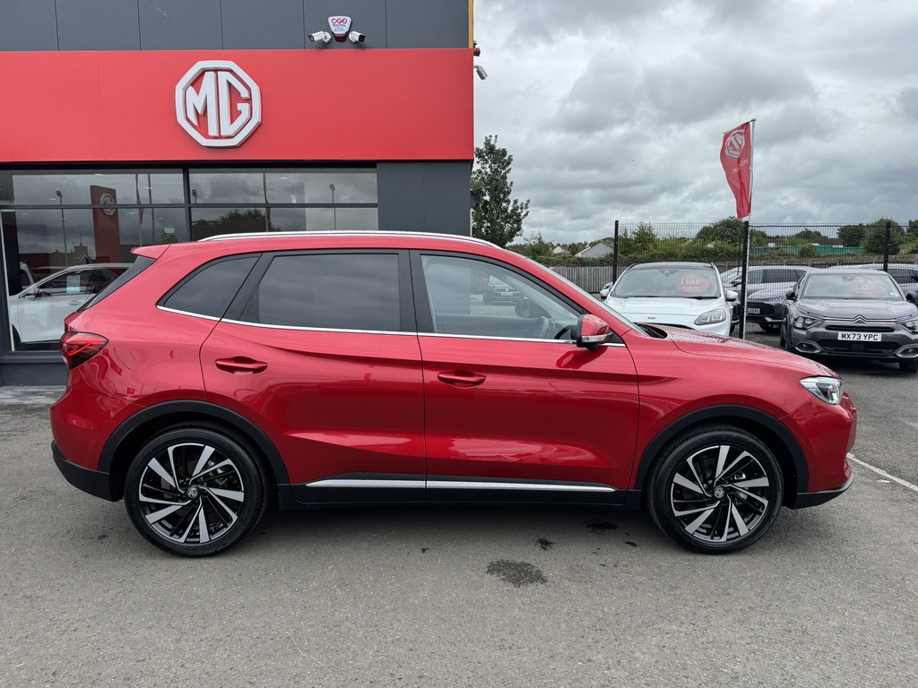 MG ZS Trophy Hev LJ74RAO Red #6