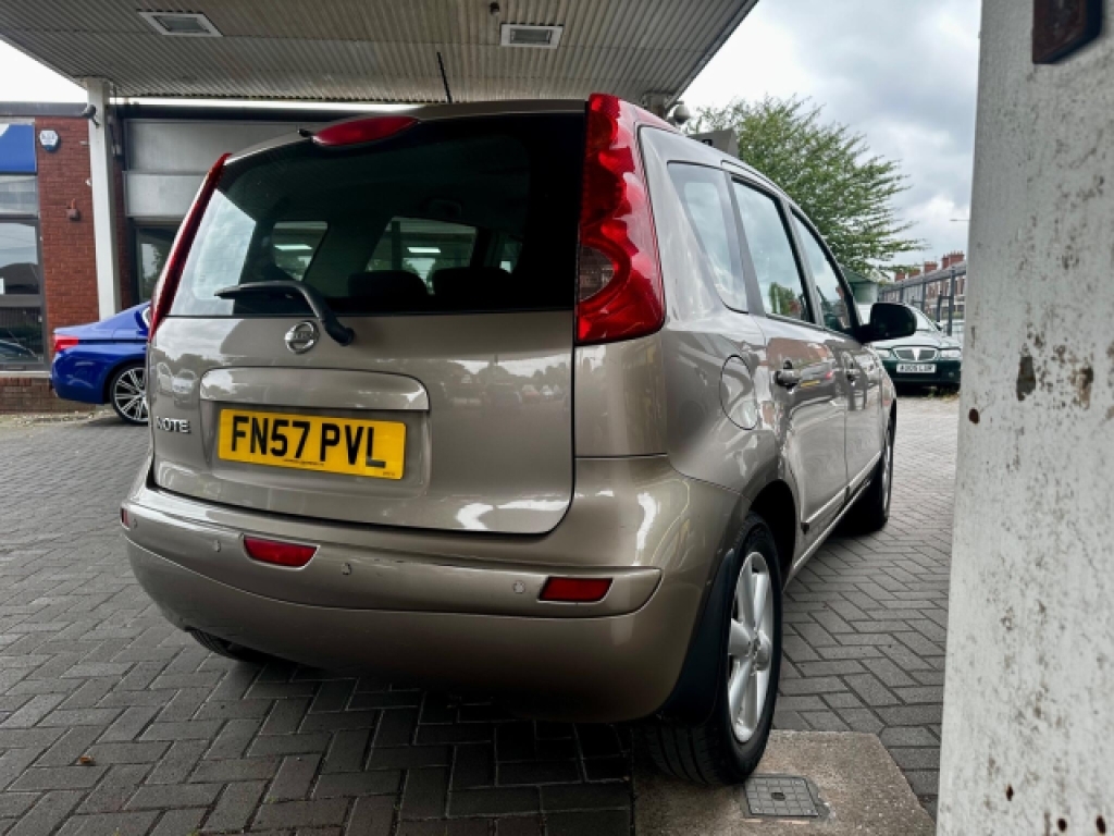 Nissan Note 1.6 16V Acenta #2