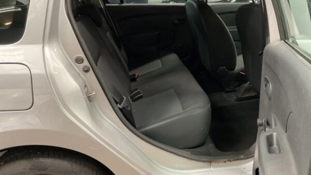 Dacia Logan  White #8