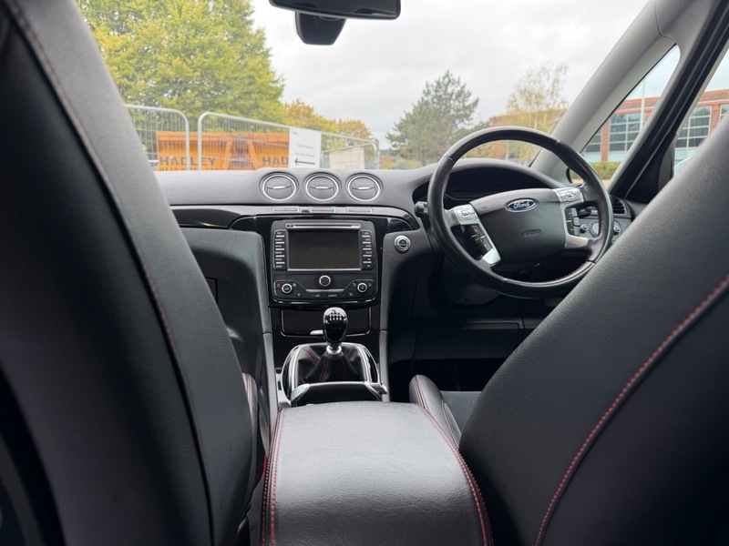 Ford S-Max Black #34