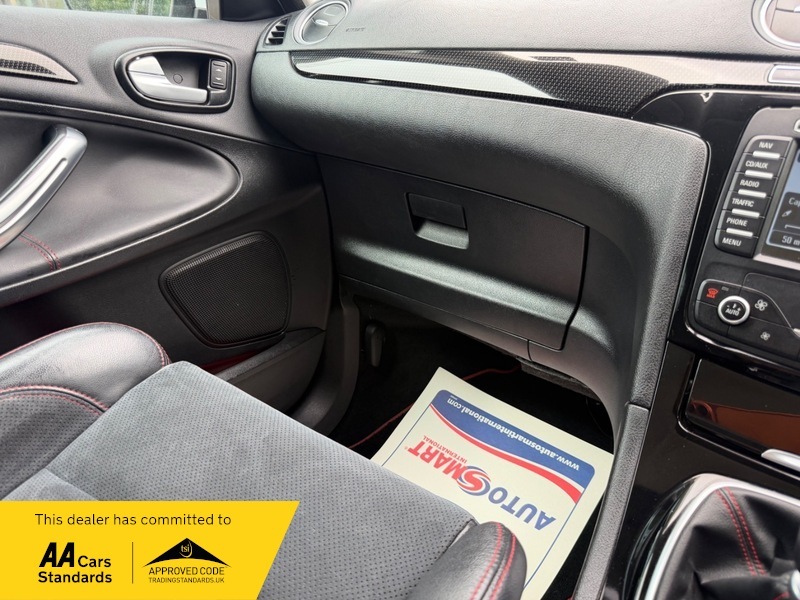 Ford S-Max Black #52