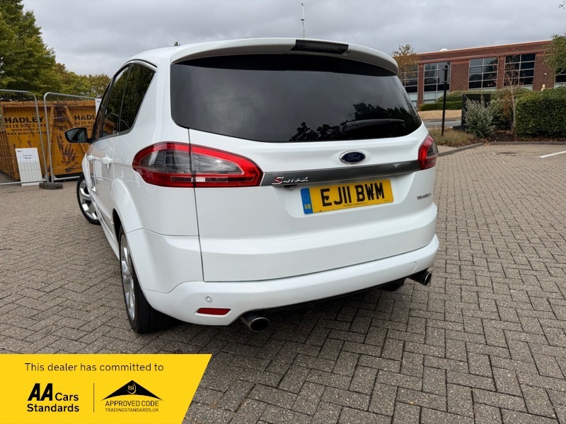 Ford S-Max Black #8
