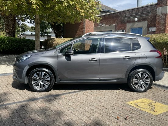 Peugeot 2008 1.2 Puretech Allure BJ17NDN Grey #2