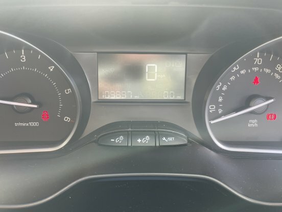 Peugeot 2008 1.6 Hdi Active HG66OLO White #3
