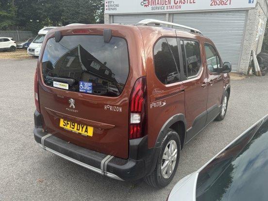 Peugeot Rifter 1.5 Bluehdi Allure Wav Brown #4