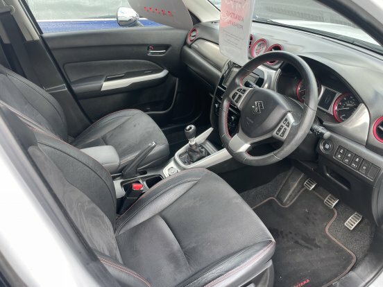 Suzuki Vitara 1.4 Boosterjet Allgrip White