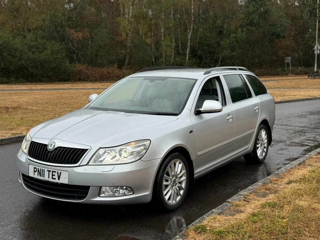 Skoda Octavia 1.8 Tsi Laurin Klement Dsg Euro 5 Silver #2
