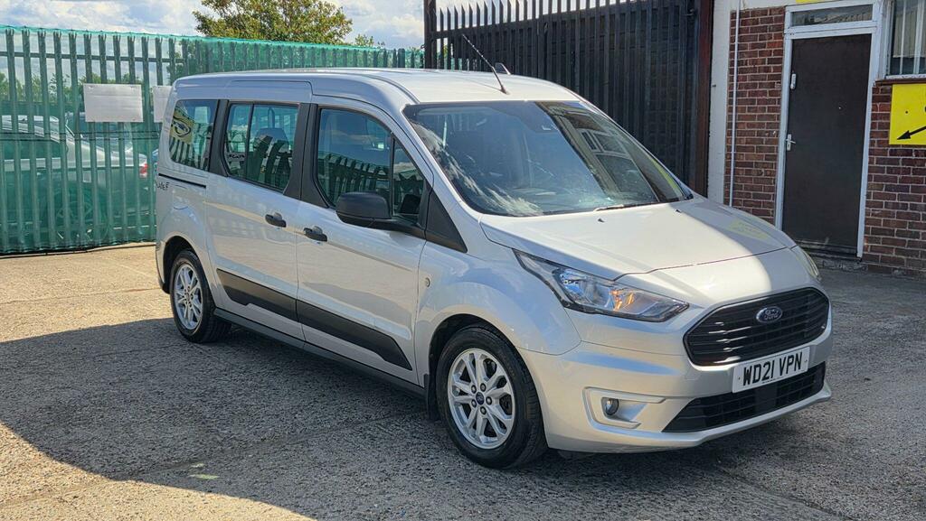 Ford Grand Tourneo Connect Mpv Silver #3