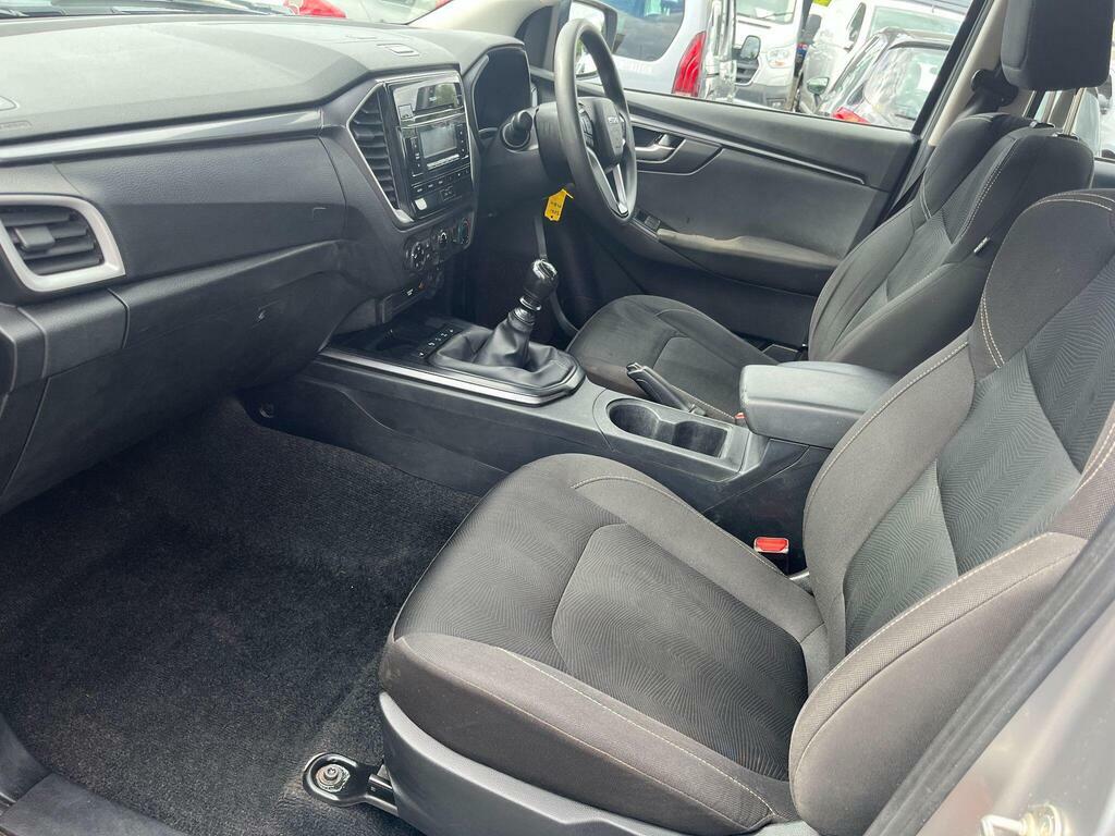Isuzu D-Max Td Blade Black #8