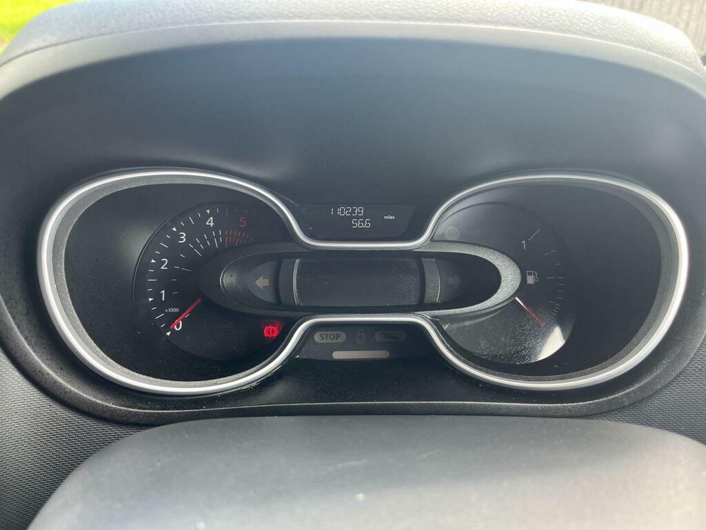 Renault Trafic  White #12