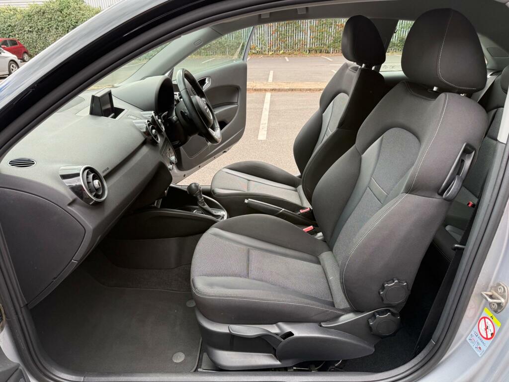 Audi A1 Hatchback 1.4 White #25