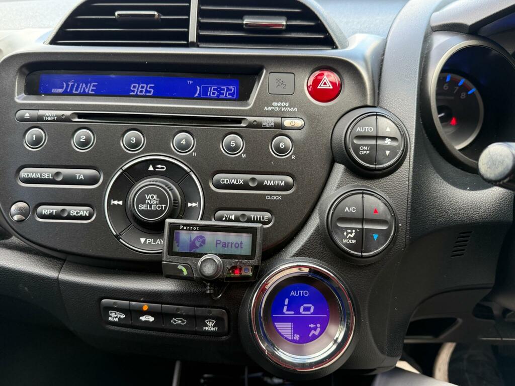 Honda Jazz 1.3 I-vtec Ex Blue #12