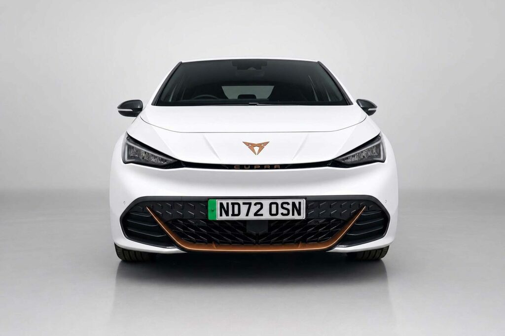 Cupra Born 58Kwh V1 Hatchback 204 Ps ND72OSN White #2