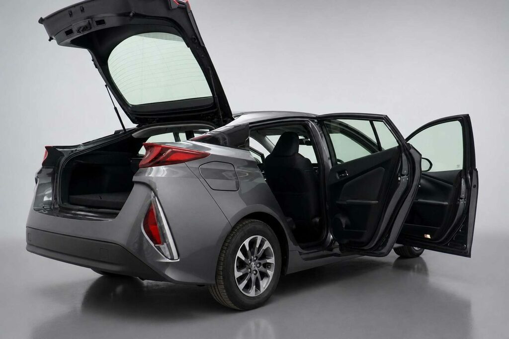 Toyota Prius+ Hatchback Blue #53