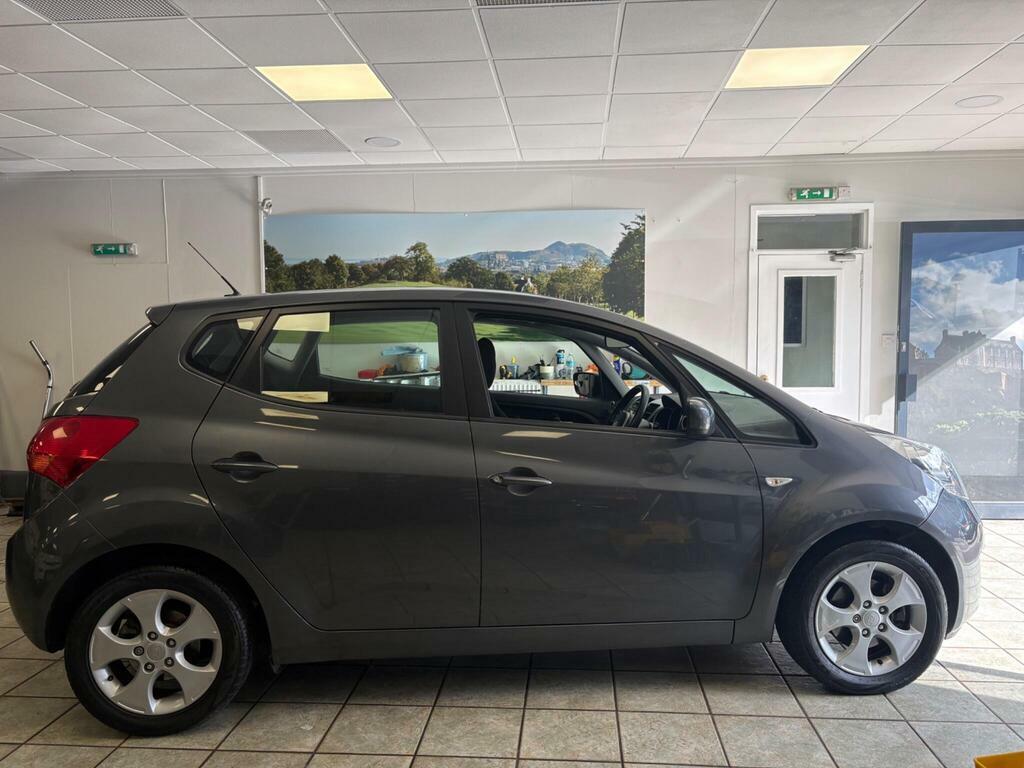 Kia Venga 1.6 2 Euro 5 Grey
