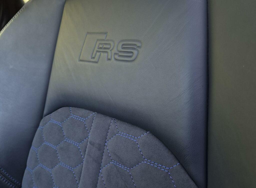 Audi RS4 Avant Automatic Grey #59