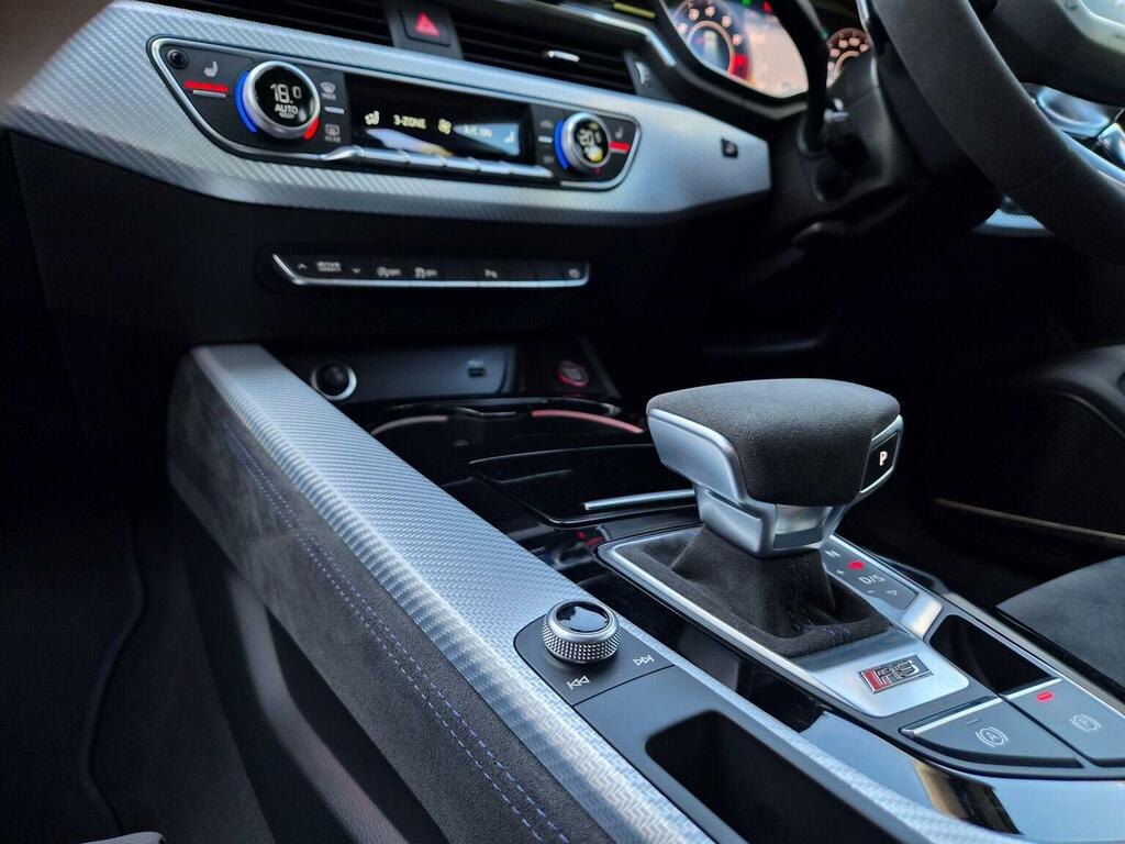 Audi RS4 Avant Automatic Grey #33
