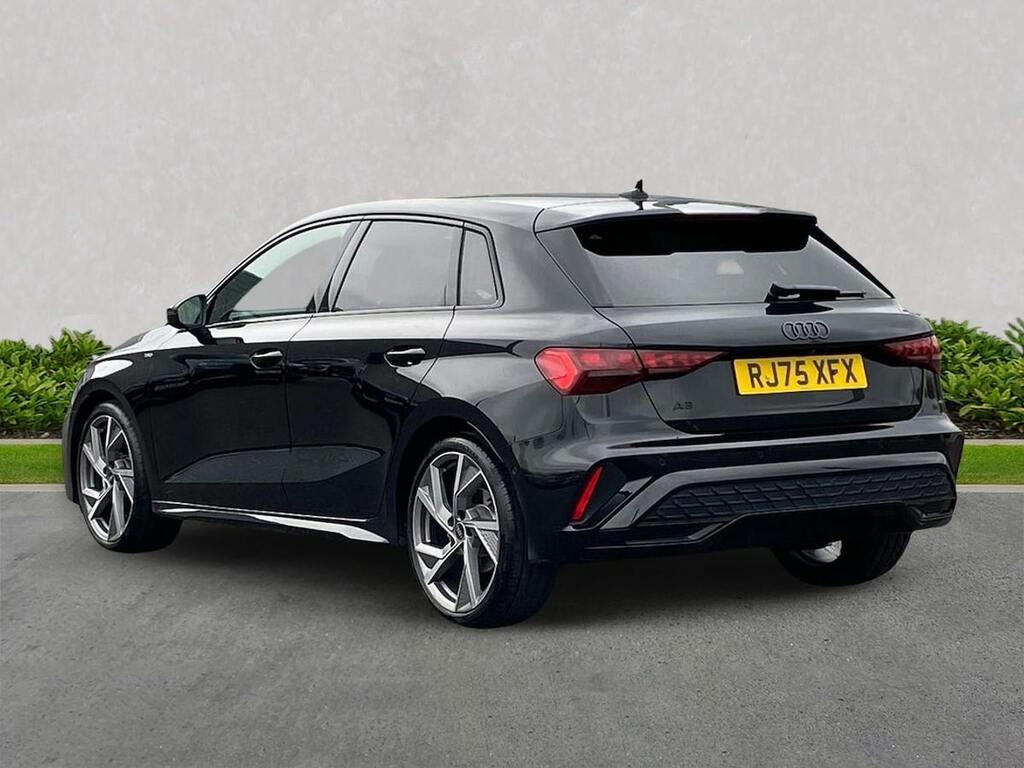 Audi A3 2.0 Tdi 150 Black Edition S Tronic Black #2