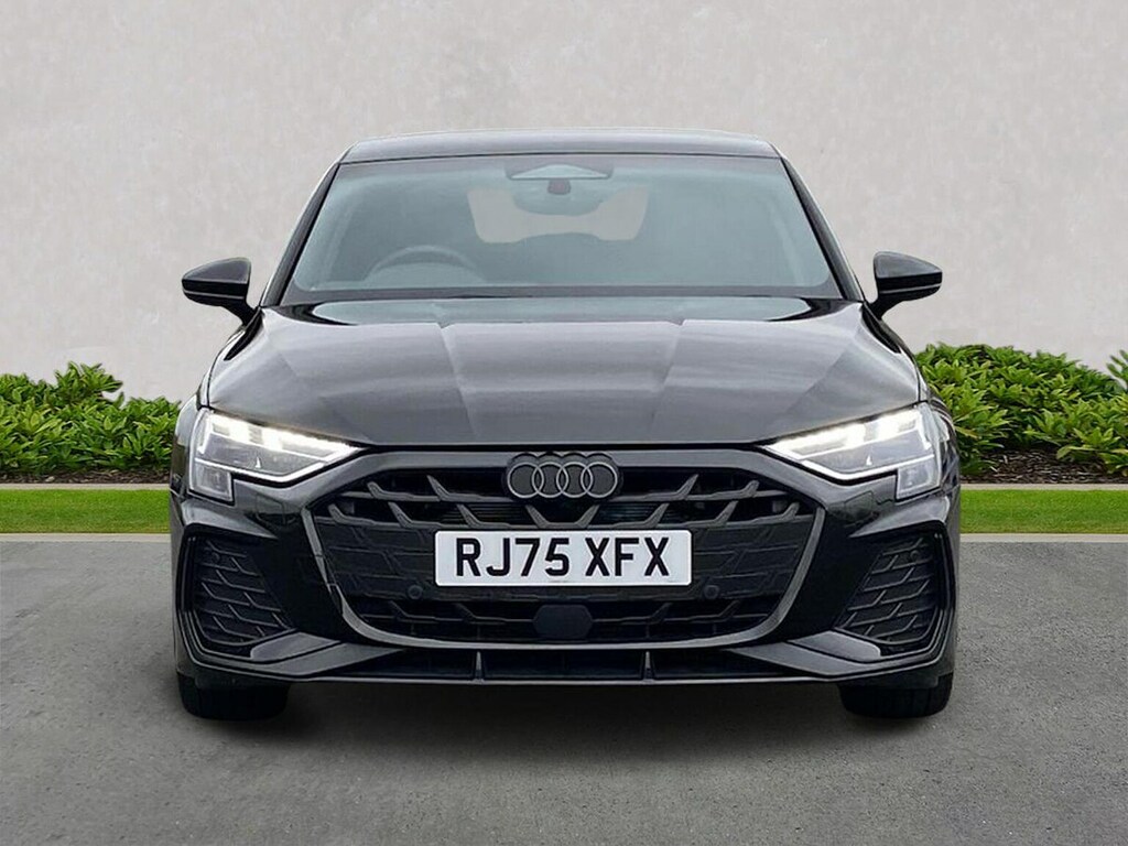 Audi A3 2.0 Tdi 150 Black Edition S Tronic Black #5