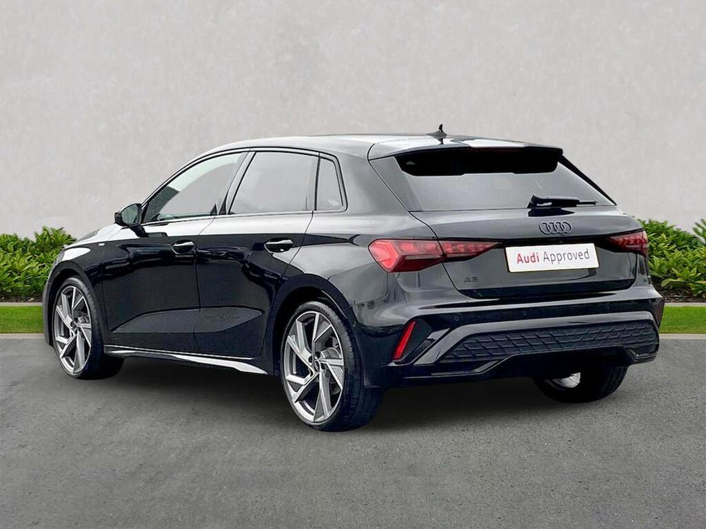 Audi A3 2.0 Tdi 35 Black Edition Sportback S Tr Black #2