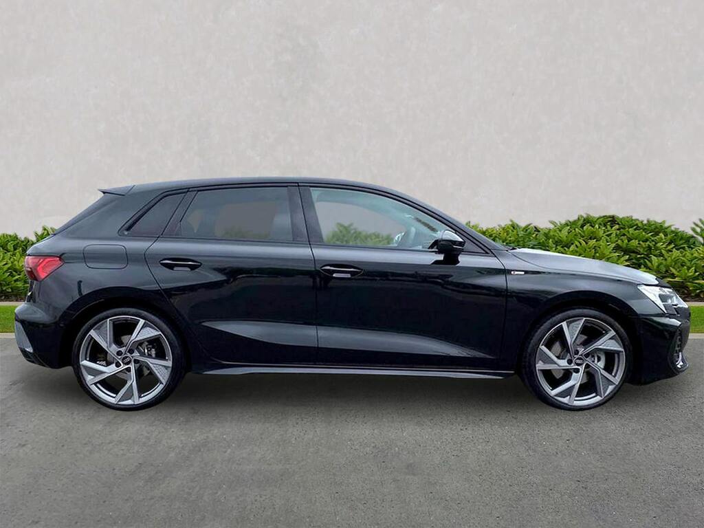 Audi A3 2.0 Tdi 35 Black Edition Sportback S Tr Black #3