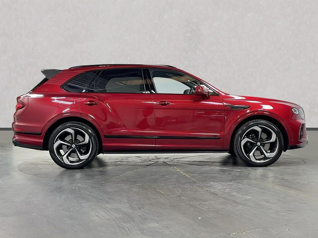 Bentley Bentayga 4.0 V8 Azure Blackline Spec KSZ5640 Red #3