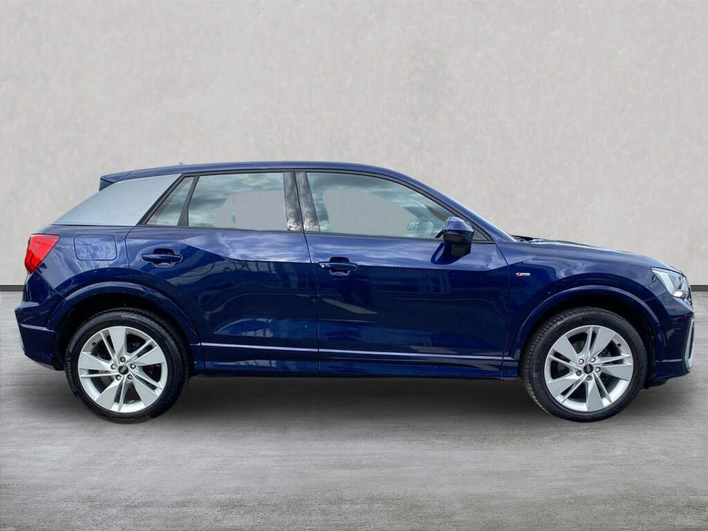 Audi Q2 35 Tfsi S Line Cs VN23LVF Blue #3
