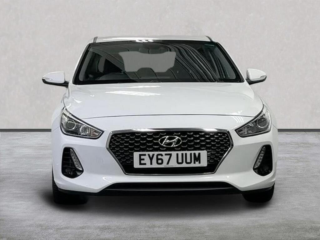 Hyundai I30 1.6 Crdi Blue Drive Se Nav Hatchback Ma White #5