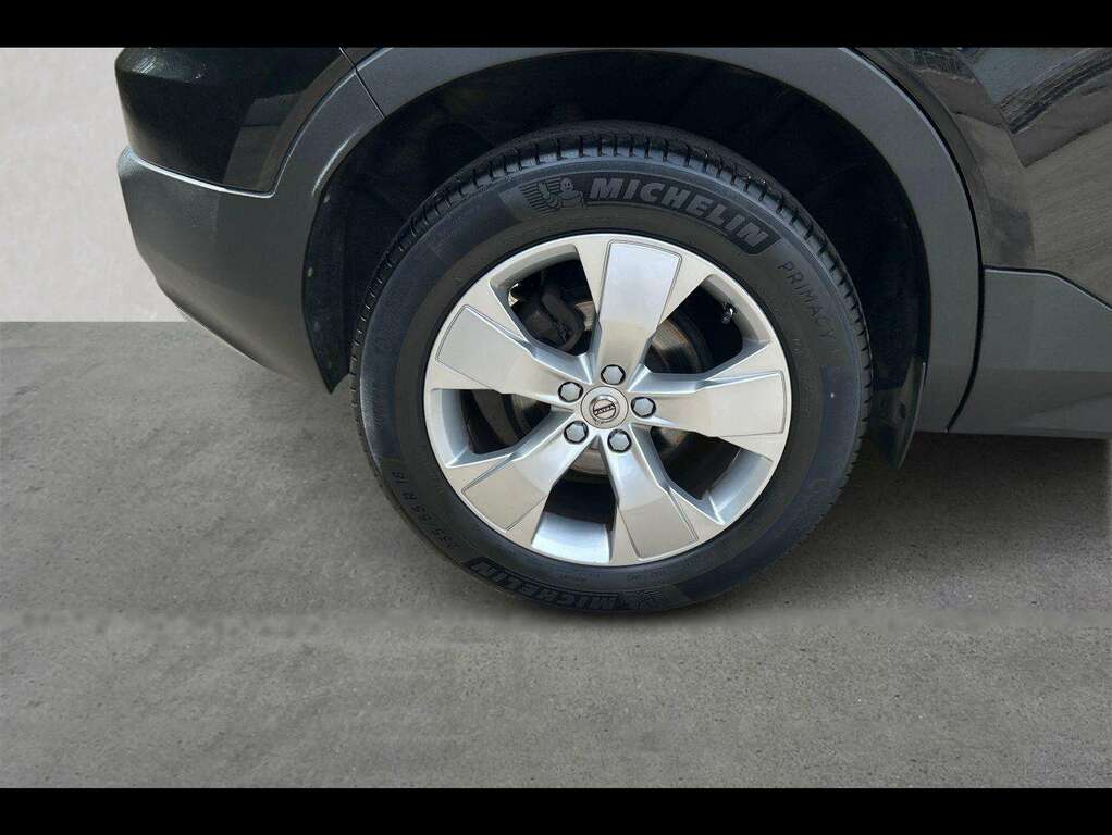 Volvo XC40 1.5 T3 163 Momentum Black #6