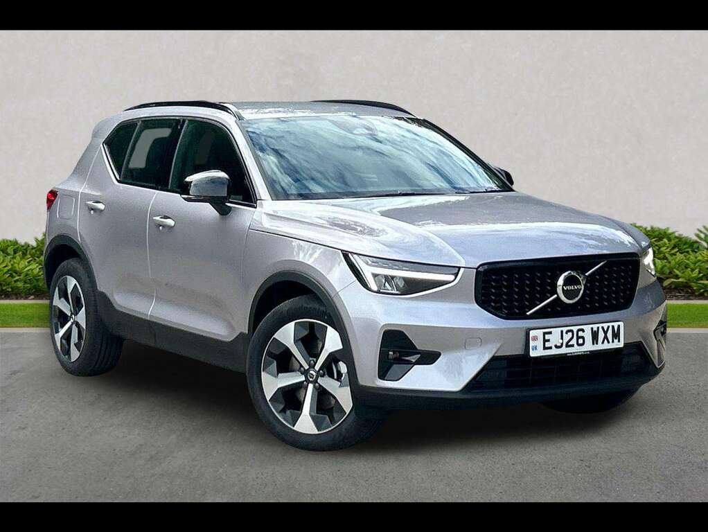Volvo XC40 2.0 B3p Plus Dark EJ26WXM Silver