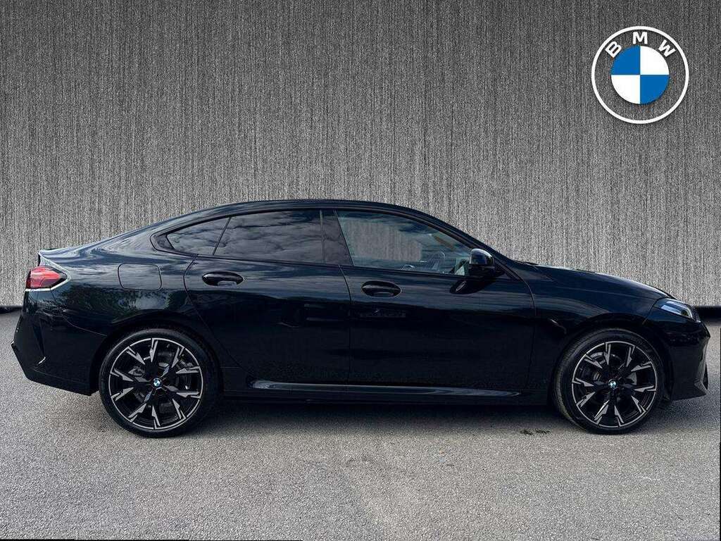 BMW 2 Series 220 M Sport Step Black #3