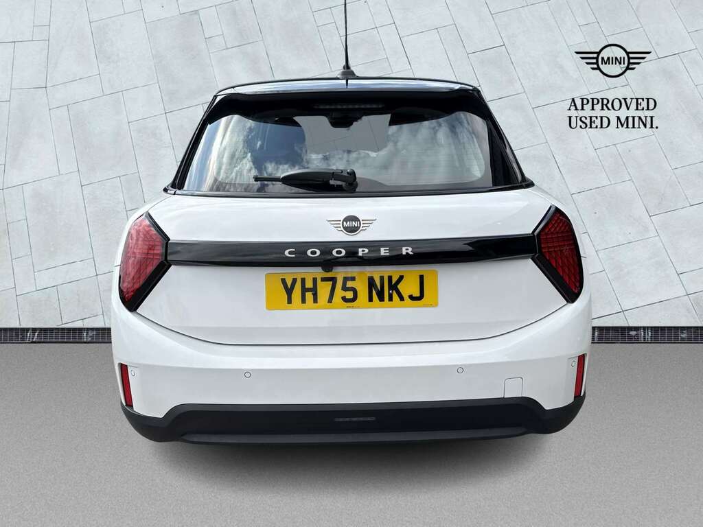 Mini Hatch 1.5 C Classic YH75NKJ White #4