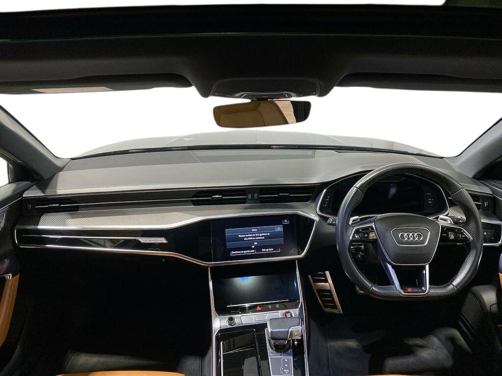 Audi RS6 Estate Black #8
