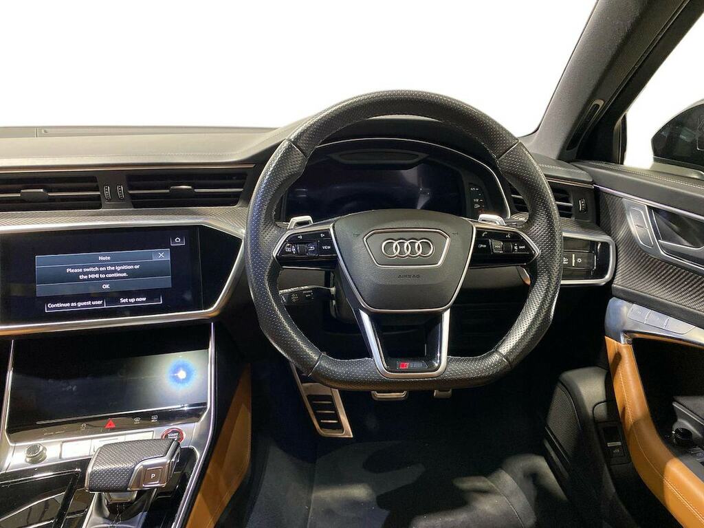 Audi RS6 Estate Black #9
