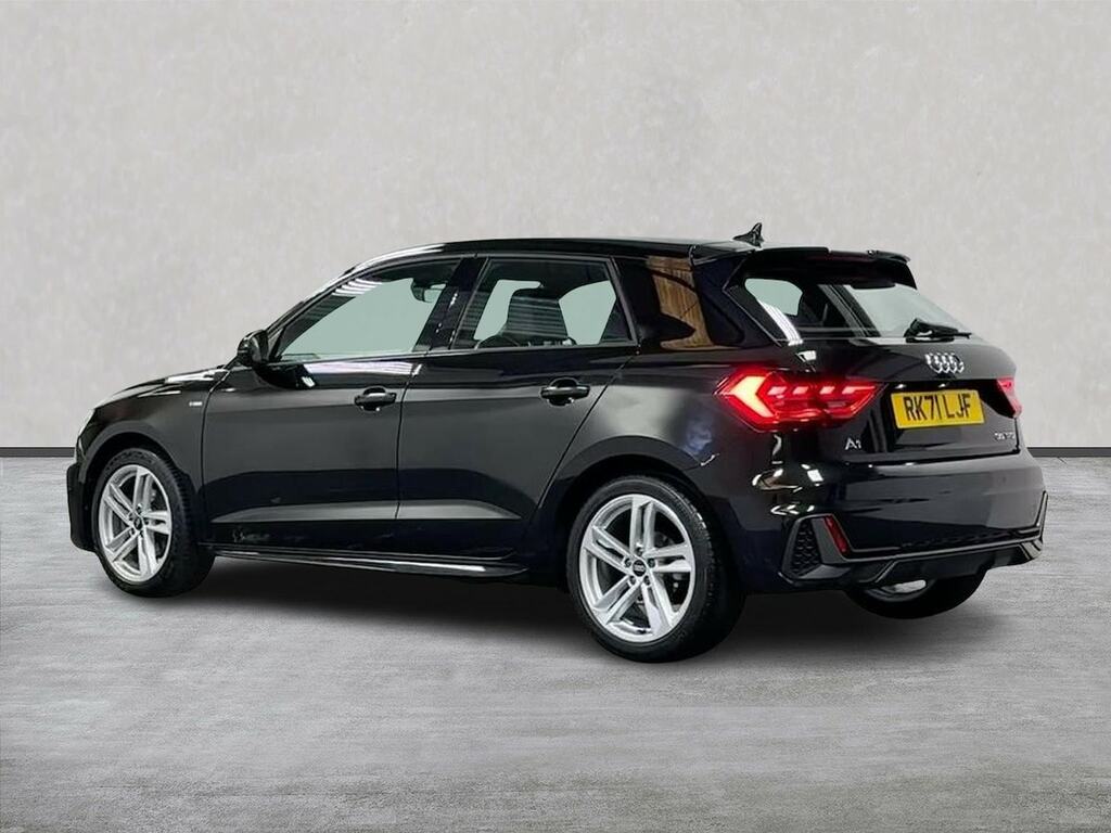 Audi A1 1.5 Tfsi 35 S Line Sportback S Tronic E Black #2
