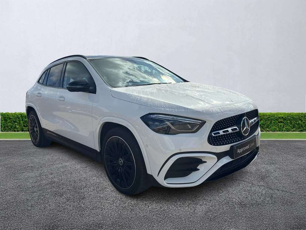 Mercedes-Benz GLA Class Gla 220D 4Matic Amg Line Premium Plus White