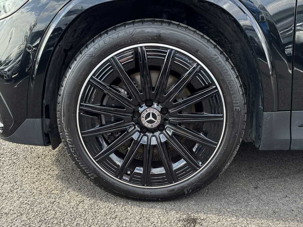 Mercedes-Benz GLA Class Gla 220D 4Matic Amg Line Premium Plus Black #6