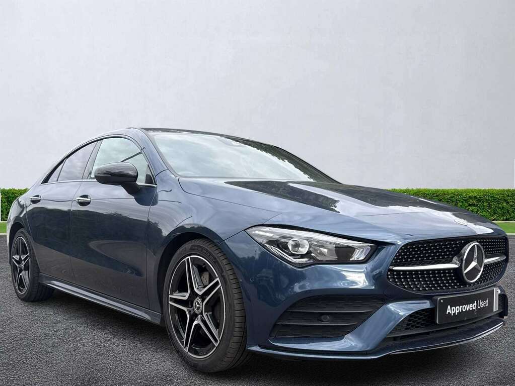 Mercedes-Benz CLA Class Cla 200 Amg Line Premium Tip Blue